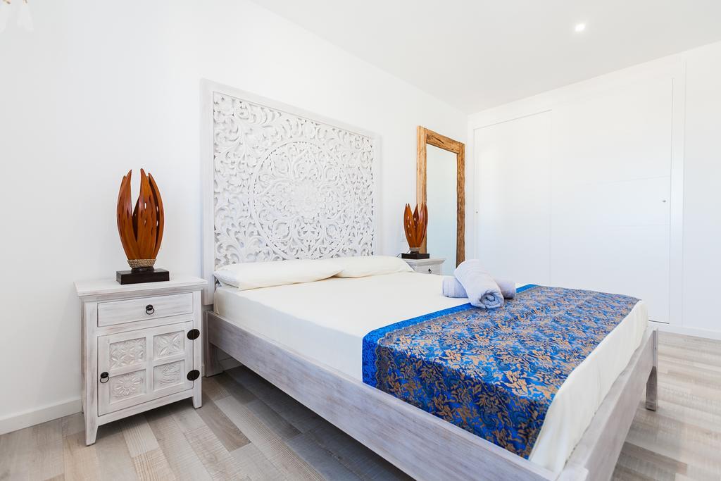 Vista Roses Mar - Villas Batik Exteriér fotografie