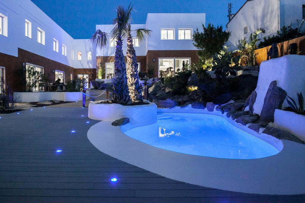 Vista Roses Mar - Villas Batik Exteriér fotografie